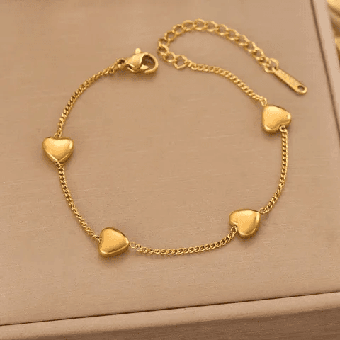 Dailywear Anti-tarnish 18k Gold Plated Little Hearted Bracelet  view 2