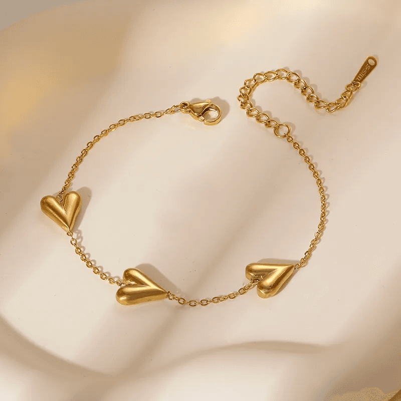 Anti-tarnish Dailywear 18K Gold Plated Heart Themed Bracelet 