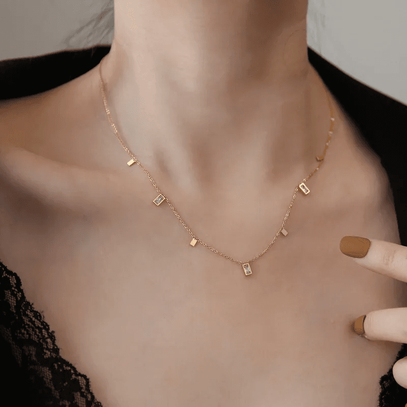 Dailywear Anti-tarnish Zircon Stone Rectangular Charm Neckpiece  view 3