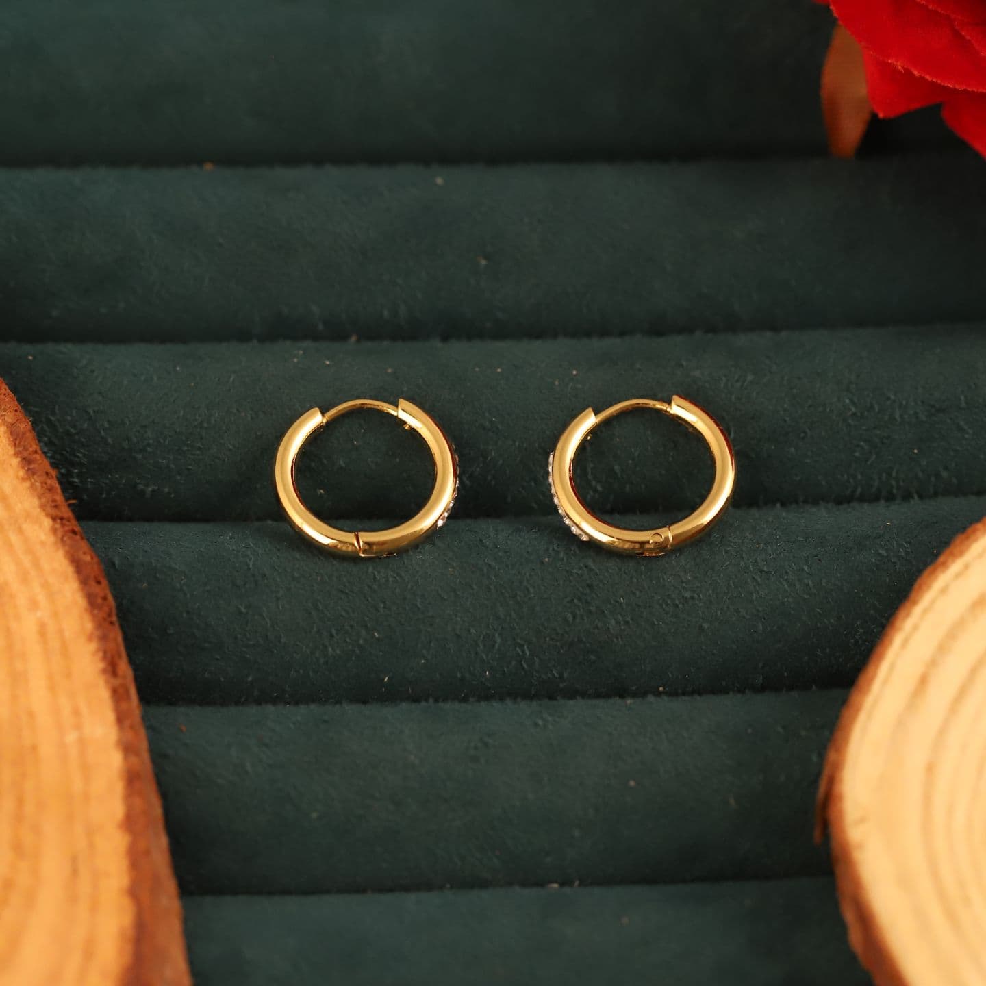 Dailywear Anti-tarnish 18k Gold Plated Small Hoop With Stones view 2