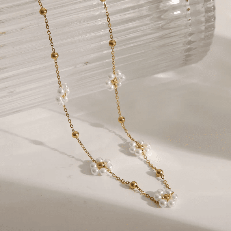 Anti-tarnish Retro Sweet Pearl Daisy Flower Necklace  view 7