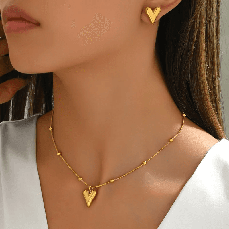 Anti-tarnish Heart Pendant Necklace 