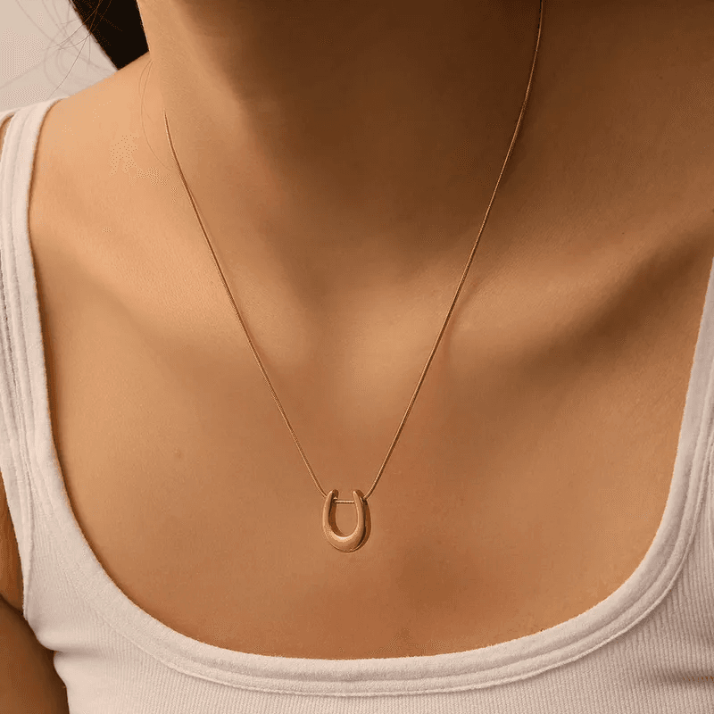 Anti-tarnish U-Link Pendant Necklace 