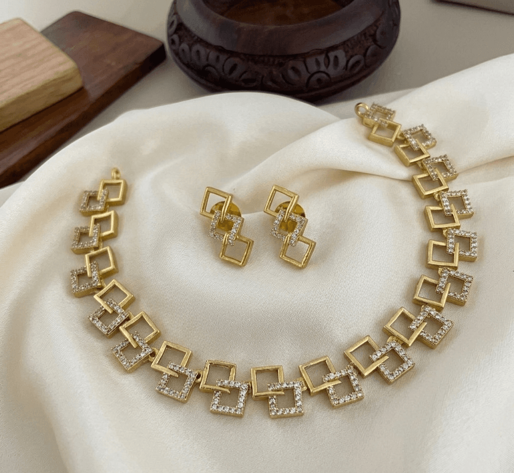 Geometric Square Link Statement Necklace Set
