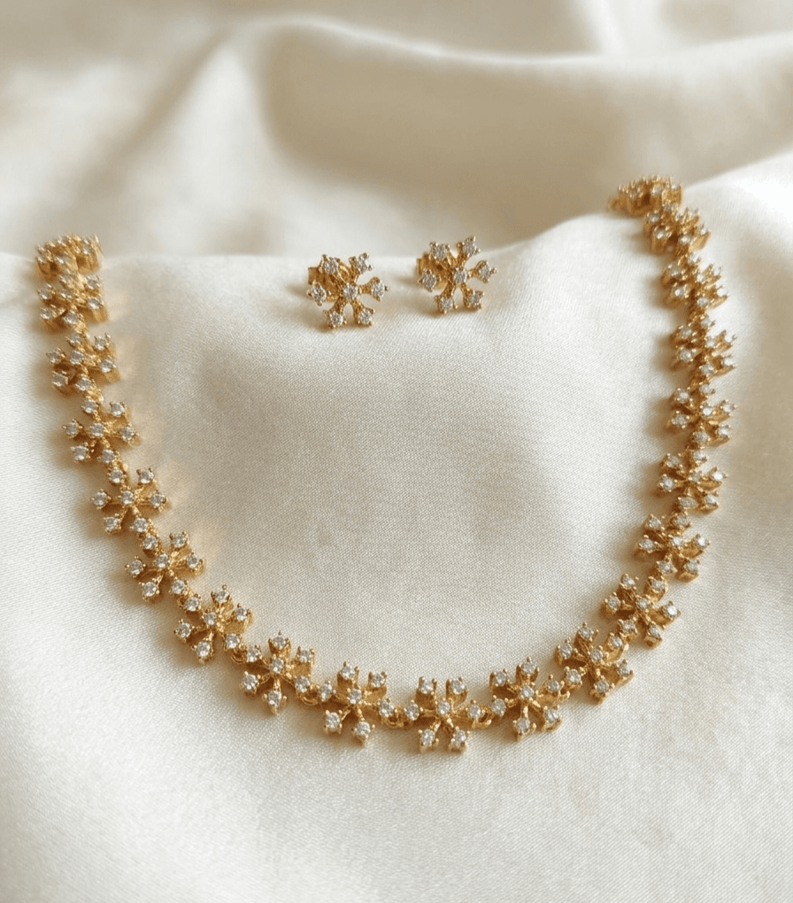 Minimal Floral Pattern AD Necklace 