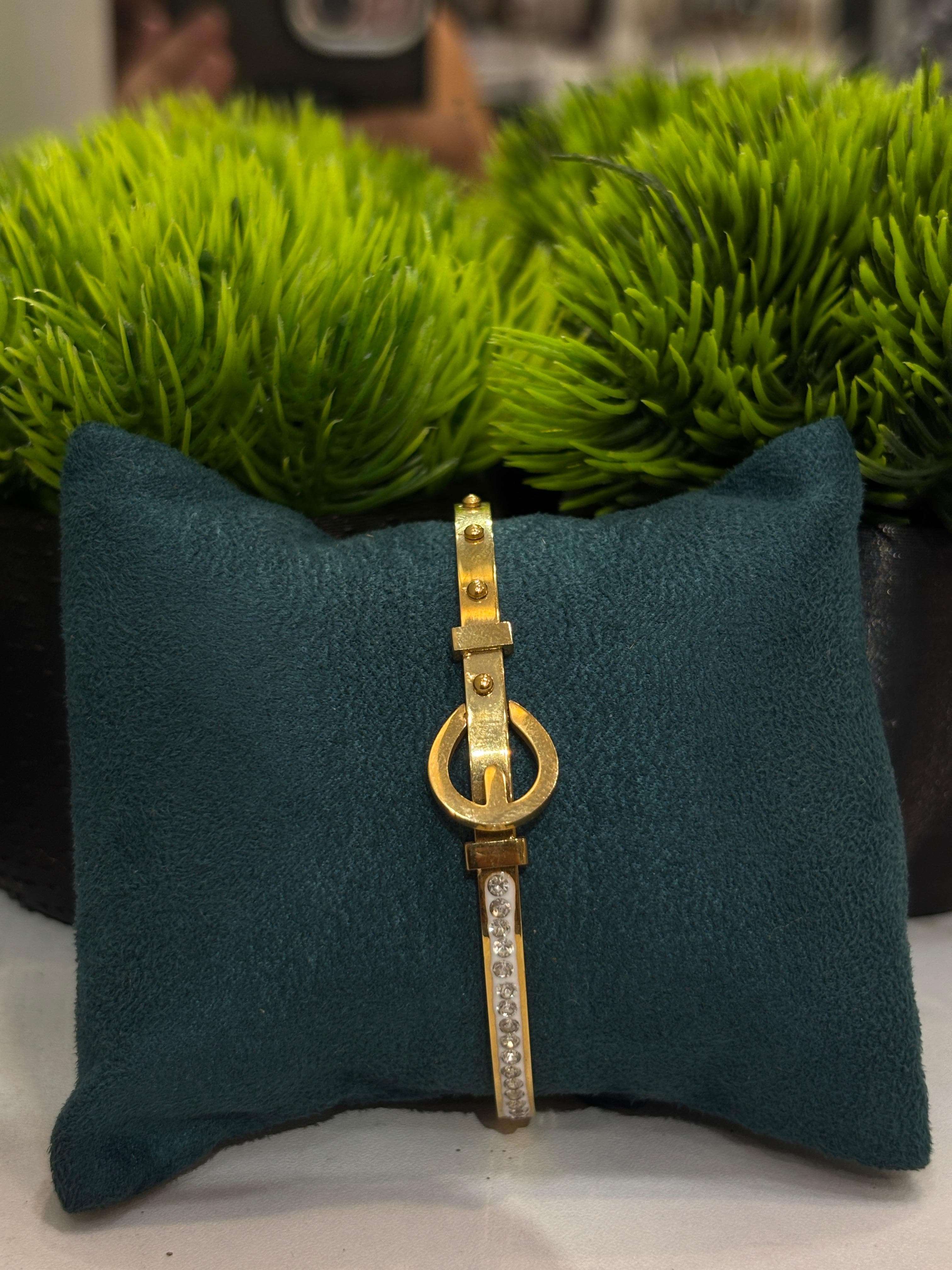 Antitarnish Statement Bangle 