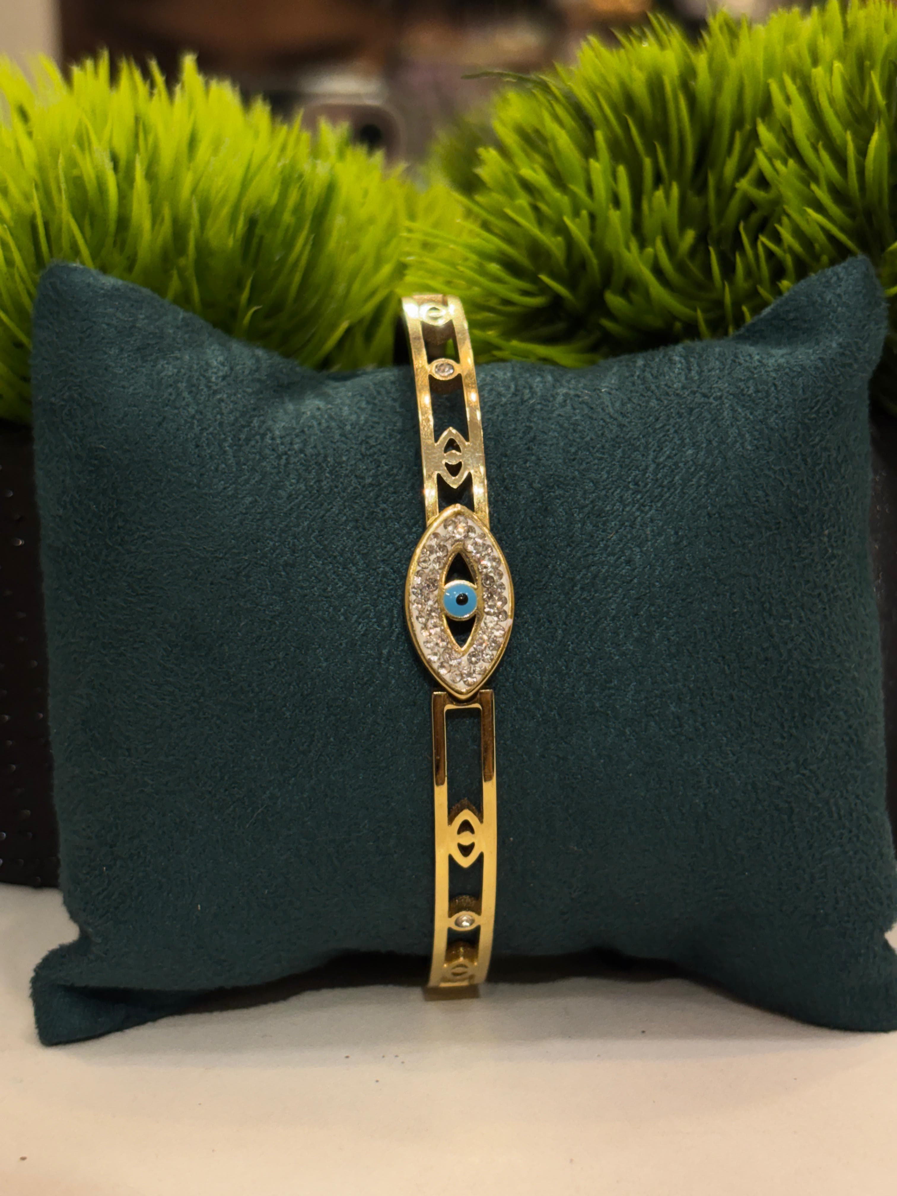Evil Eye Minimal Antitarnish Bangle 