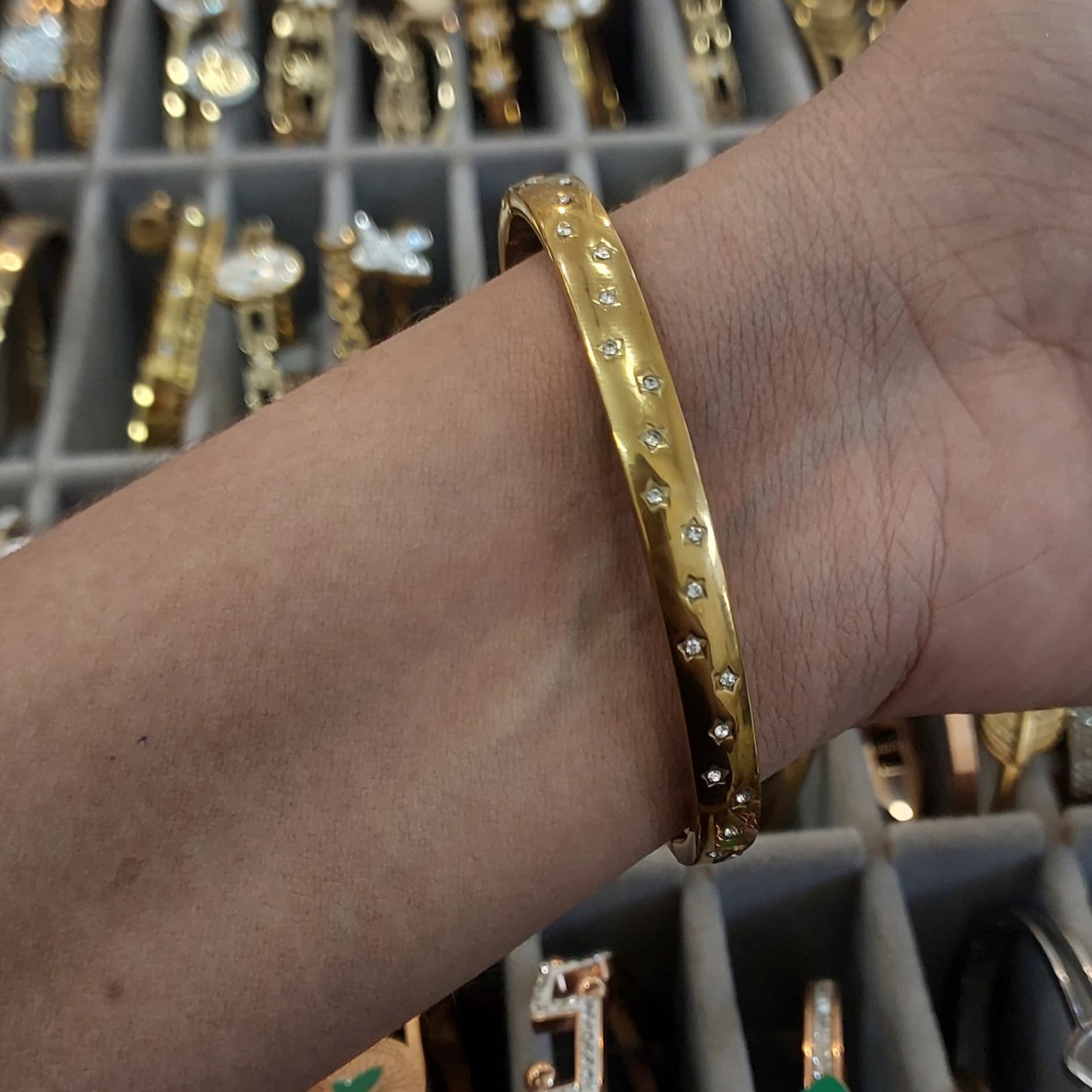 Gold Plated Star Shape Stone Antitarnish Bangle 